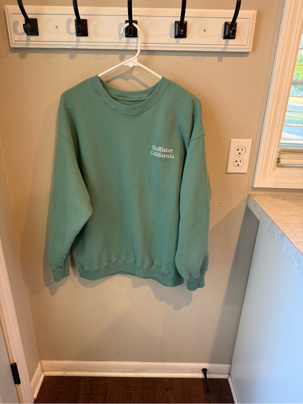Hollister California Women’s Oversized Sweatshirt - Sage Green